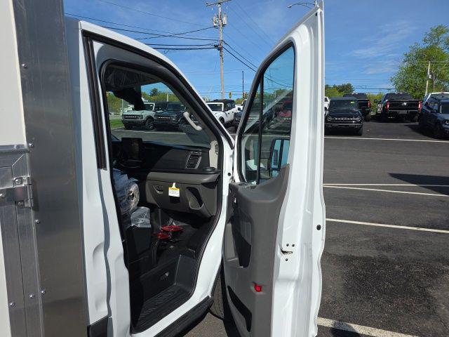 2026 Ford Transit Cutaway Base