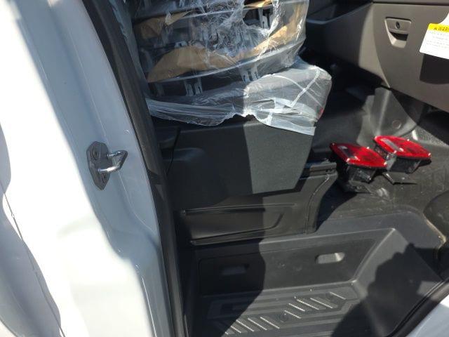 2026 Ford Transit Cutaway Base