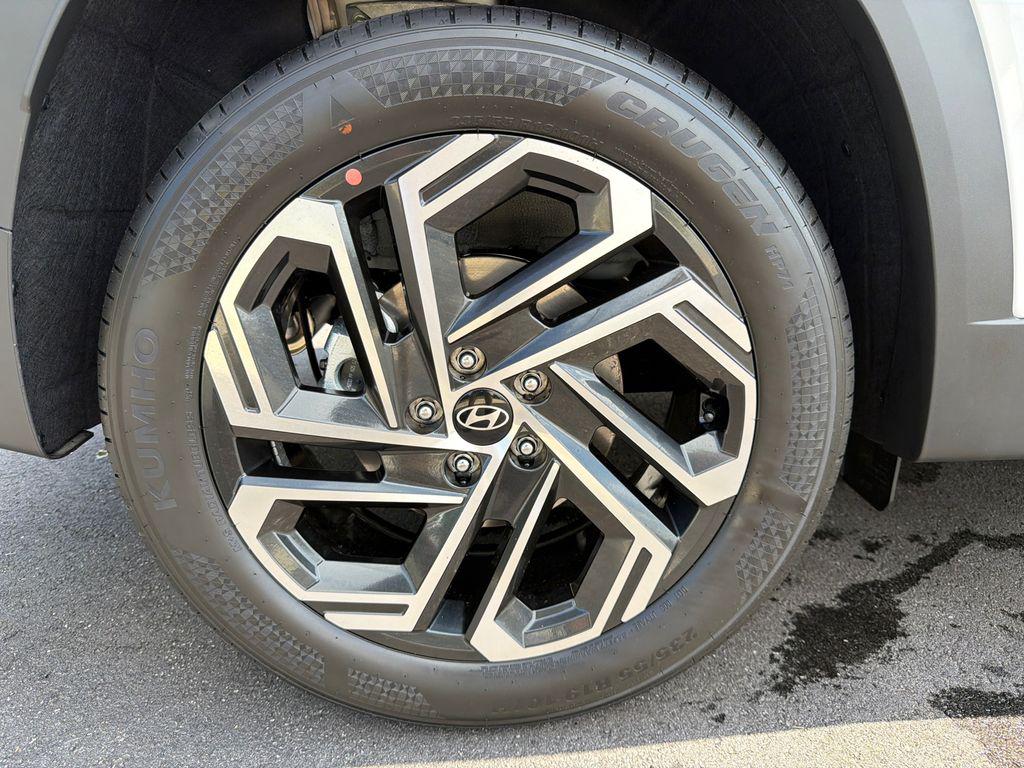 New 2026 White Pearl HYUNDAI SEL Plus FWD image 18