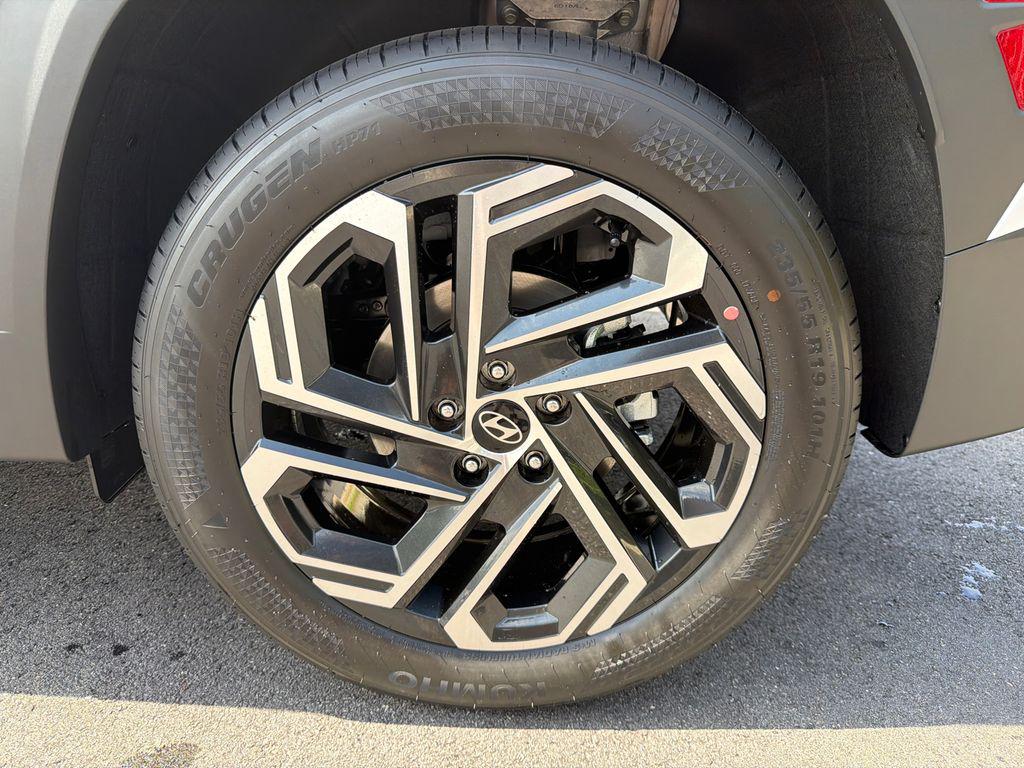 New 2026 White Pearl HYUNDAI SEL Plus FWD image 20