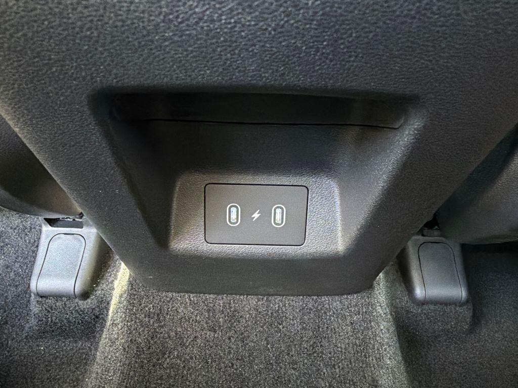 New 2026 White Pearl HYUNDAI SEL Plus FWD image 22