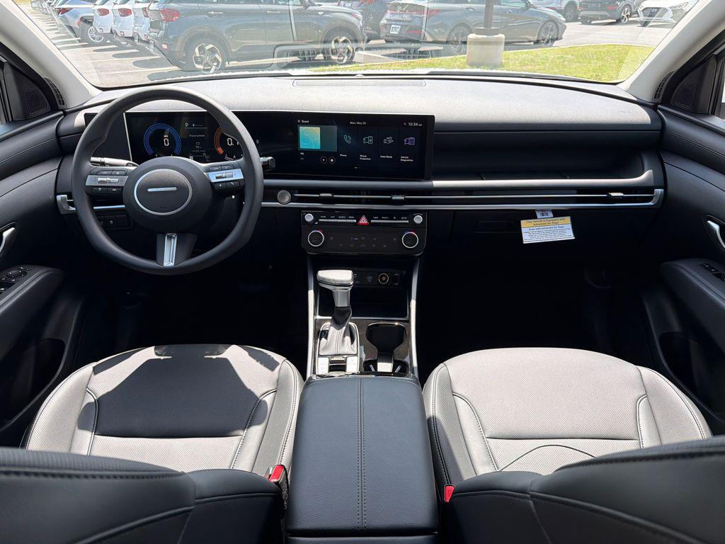 New 2026 White Pearl HYUNDAI SEL Plus FWD image 23