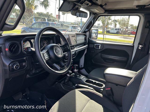 2025 Jeep Wrangler 4-Door Rubicon 4x4