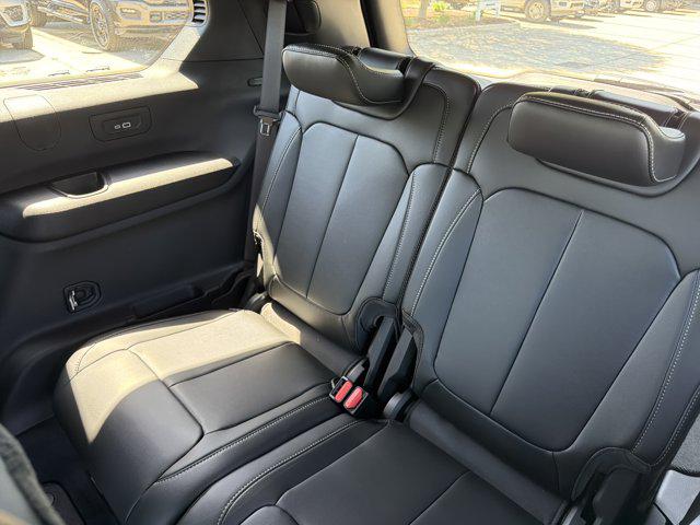 2026 Jeep Grand Cherokee L Limited 4x2