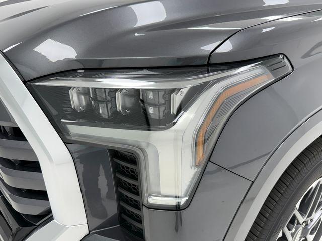 2026 Toyota Tundra Limited CrewMax 5.5' Bed