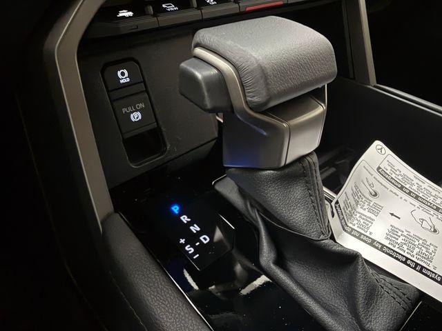2026 Toyota Tundra Limited CrewMax 5.5' Bed