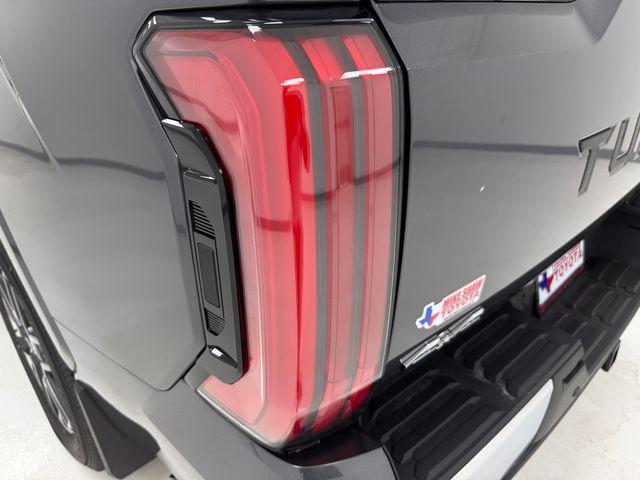 2026 Toyota Tundra Limited CrewMax 5.5' Bed