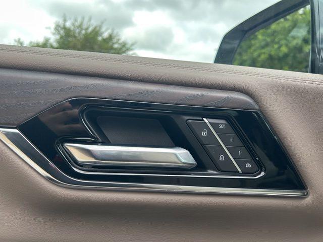 2026 GMC Yukon 4WD Denali