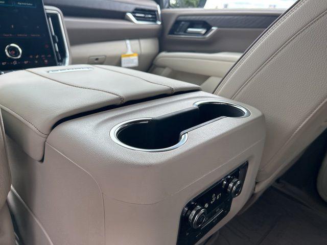 2026 GMC Yukon 4WD Denali