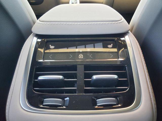 2026 Volvo XC90 Plus, B6 AWD Gas (mild hybrid), Gasoline, Bright, 7 Seats