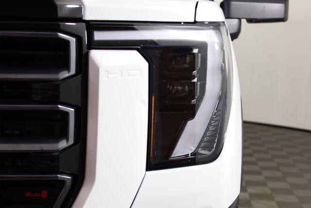 2026 GMC Sierra 2500HD Crew Cab, Standard Bed, AT4, 4WD