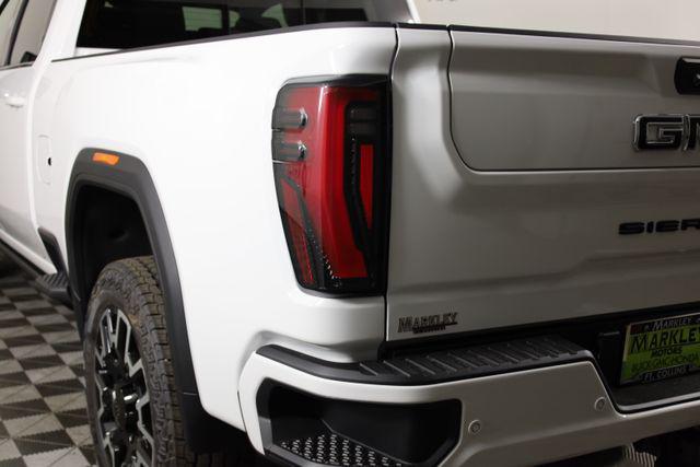 2026 GMC Sierra 2500HD Crew Cab, Standard Bed, AT4, 4WD