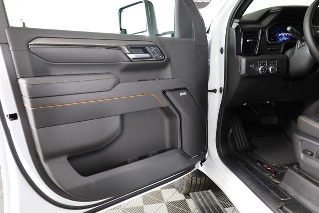 2026 GMC Sierra 2500HD Crew Cab, Standard Bed, AT4, 4WD