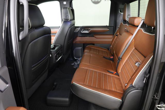 2026 GMC Sierra 2500HD Crew Cab, Standard Bed, Denali Ultimate, 4WD