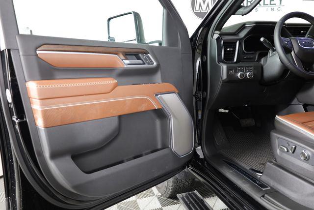 2026 GMC Sierra 2500HD Crew Cab, Standard Bed, Denali Ultimate, 4WD