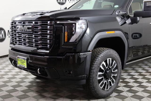 2026 GMC Sierra 2500HD Crew Cab, Standard Bed, Denali Ultimate, 4WD