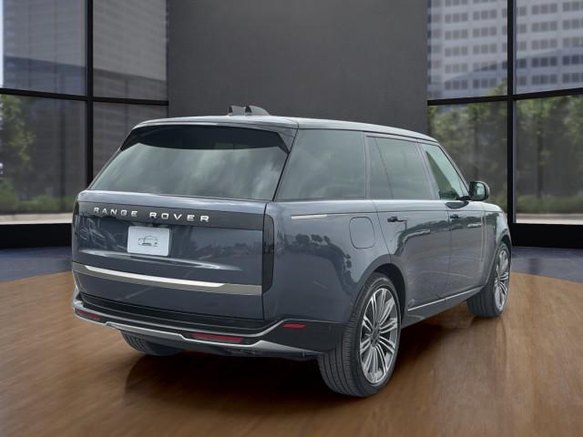2026 Land Rover Range Rover P530 SE 7 Seat