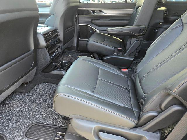 2026 Jeep Grand Wagoneer L 4x4