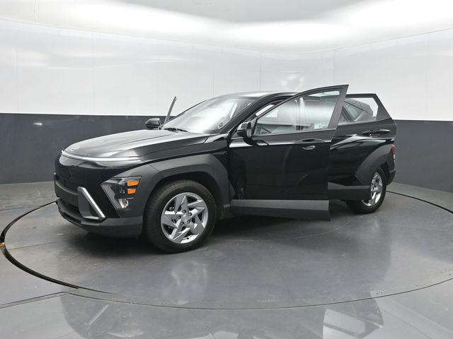 2025 Hyundai Kona SE