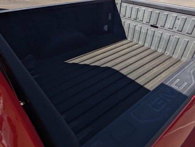 2021 GMC Sierra 1500 4WD Crew Cab Short Box Elevation