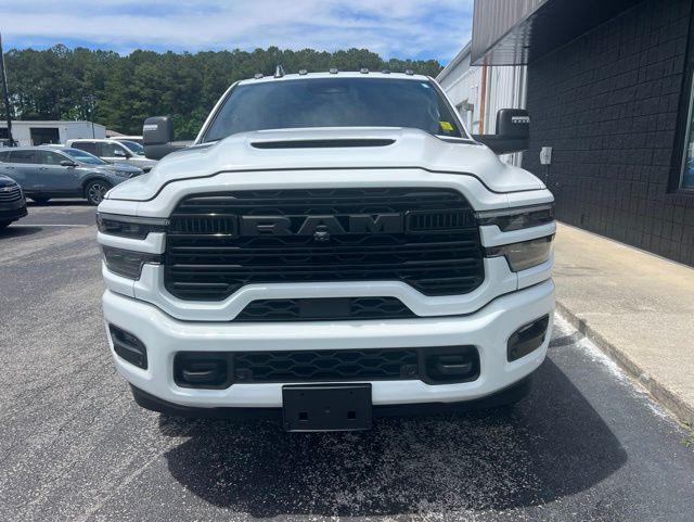 2025 Ram 3500 Laramie Crew Cab 4x4 8' Box