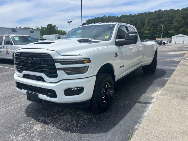 2025 Ram 3500 Laramie Crew Cab 4x4 8' Box