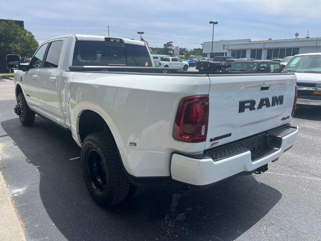 2025 Ram 3500 Laramie Crew Cab 4x4 8' Box