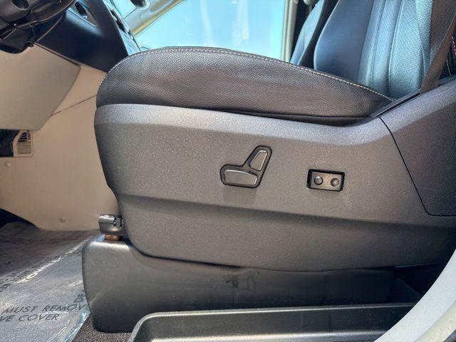 2012 Chrysler Town & Country Touring