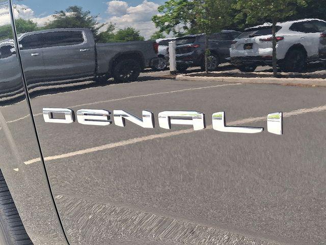 2026 GMC Yukon 4WD Denali