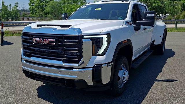 2026 GMC Sierra 3500HD Crew Cab, Long Bed, Pro Dual Rear Wheel, 4WD