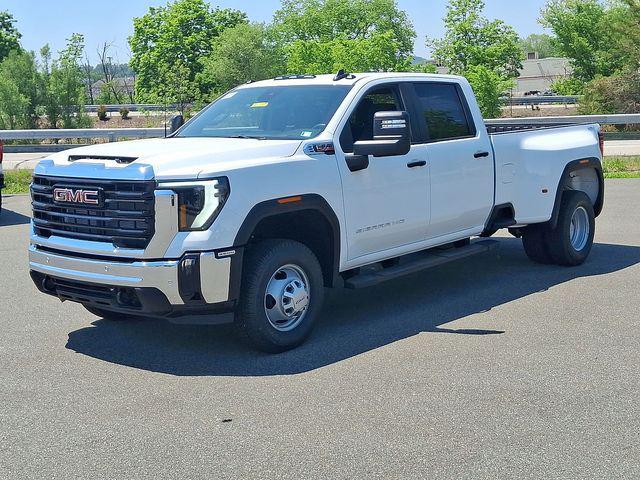 2026 GMC Sierra 3500HD Crew Cab, Long Bed, Pro Dual Rear Wheel, 4WD