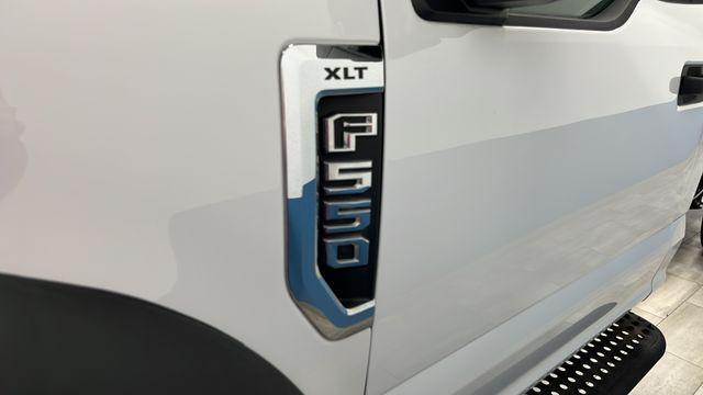 2022 Ford F-550 XLT