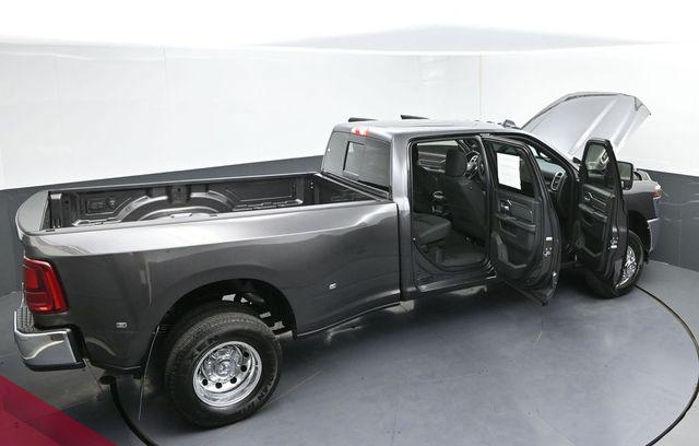 2026 Ram 3500 Lone Star Crew Cab 4x4 8' Box
