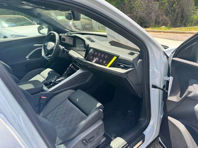 2026 Audi SQ5 Premium Plus TFSI quattro S tronic