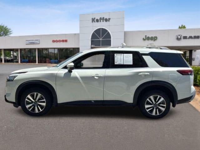 2024 Nissan Pathfinder SL 4WD