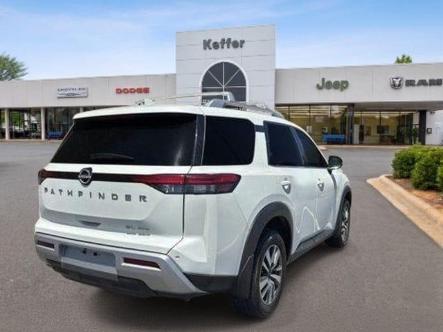 2024 Nissan Pathfinder SL 4WD
