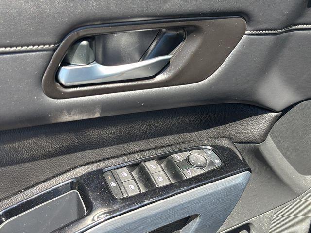 2024 Nissan Pathfinder SL 4WD