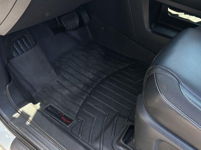2024 Nissan Pathfinder SL 4WD