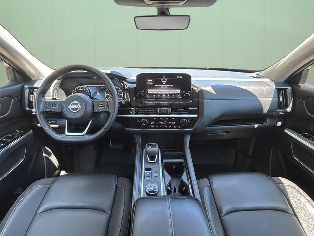 2024 Nissan Pathfinder SL 4WD