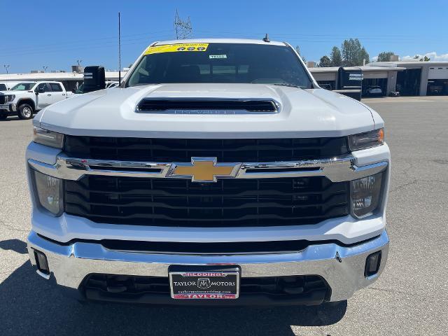 2024 Chevrolet Silverado 3500HD 4WD Crew Cab Standard Bed LT