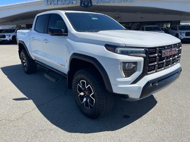 2024 GMC Canyon 4WD AT4X