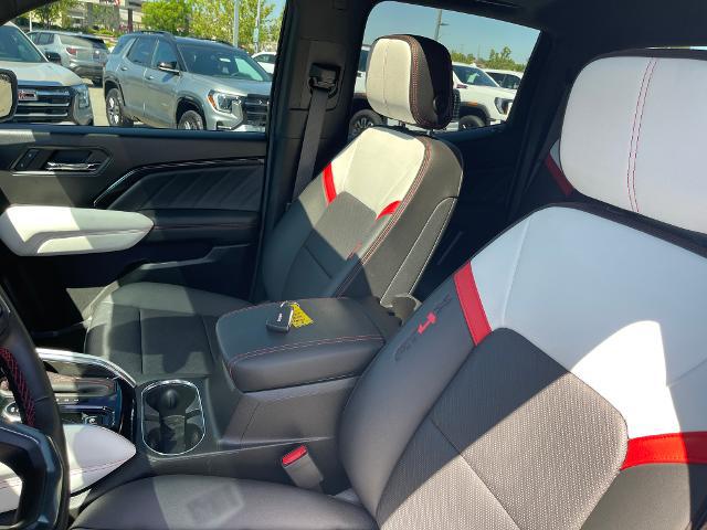 2024 GMC Canyon 4WD AT4X