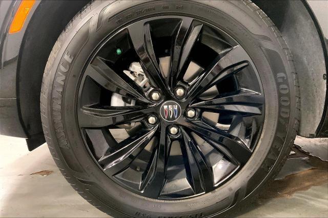 2025 Buick NV Sport Touring FWD