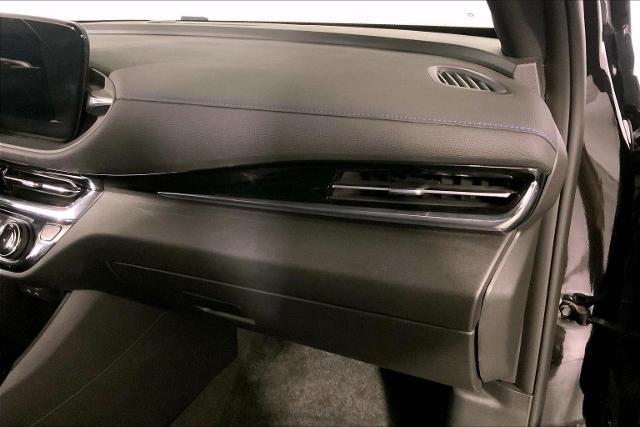 2025 Buick NV Sport Touring FWD