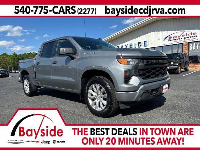2023 Chevrolet Silverado 1500 4WD Crew Cab Short Bed Custom