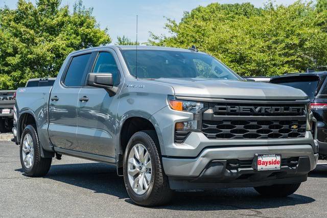 2023 Chevrolet Silverado 1500 4WD Crew Cab Short Bed Custom 2023 Chevrolet Silverado 1500 4WD Crew Cab Short Bed Custom
