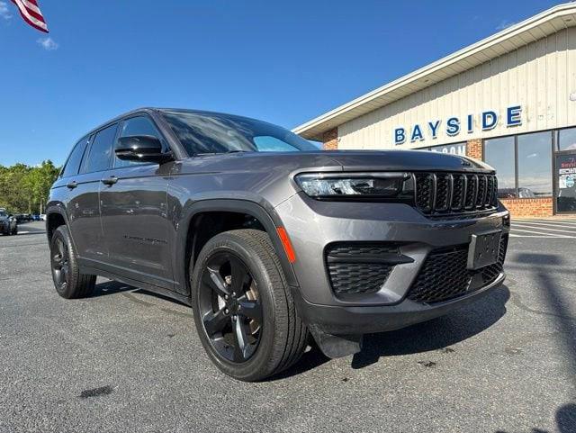 2023 Jeep Grand Cherokee Altitude 4x4 2023 Jeep Grand Cherokee Altitude 4x4