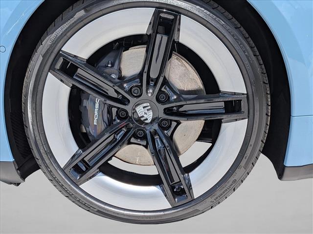 2026 Porsche Taycan 4
