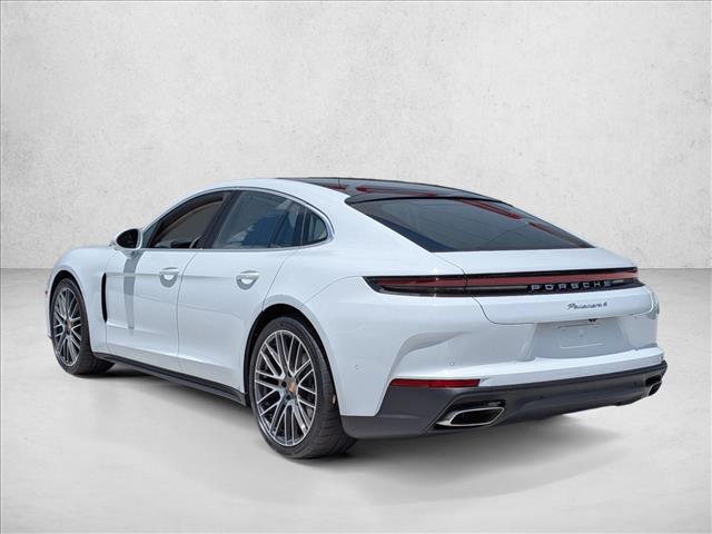 2026 Porsche Panamera 4