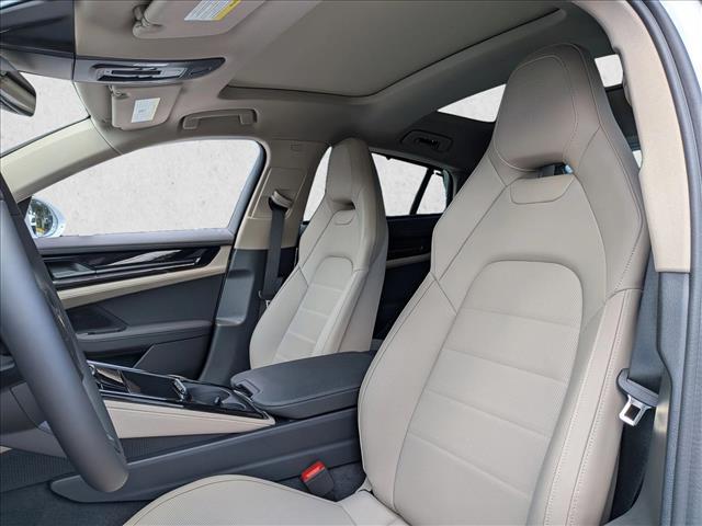 2026 Porsche Panamera 4